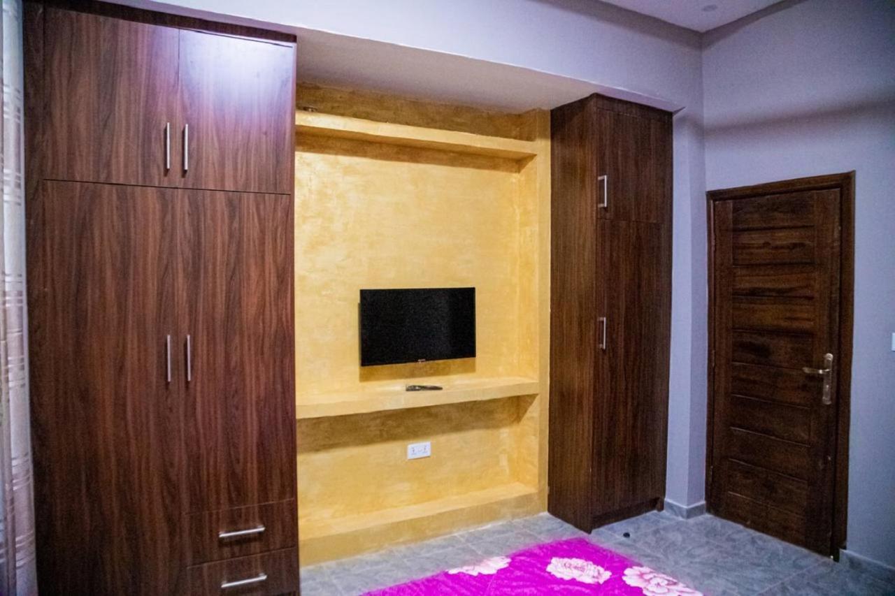 Bays Boutique Apartment Accra Buitenkant foto