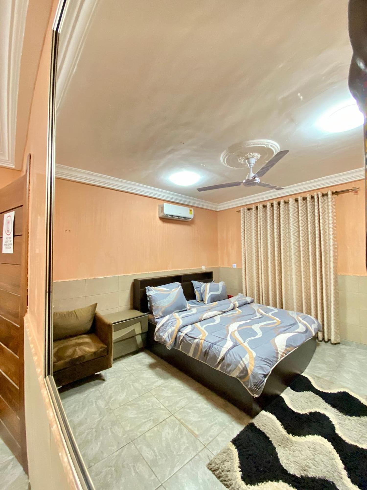 Bays Boutique Apartment Accra Buitenkant foto