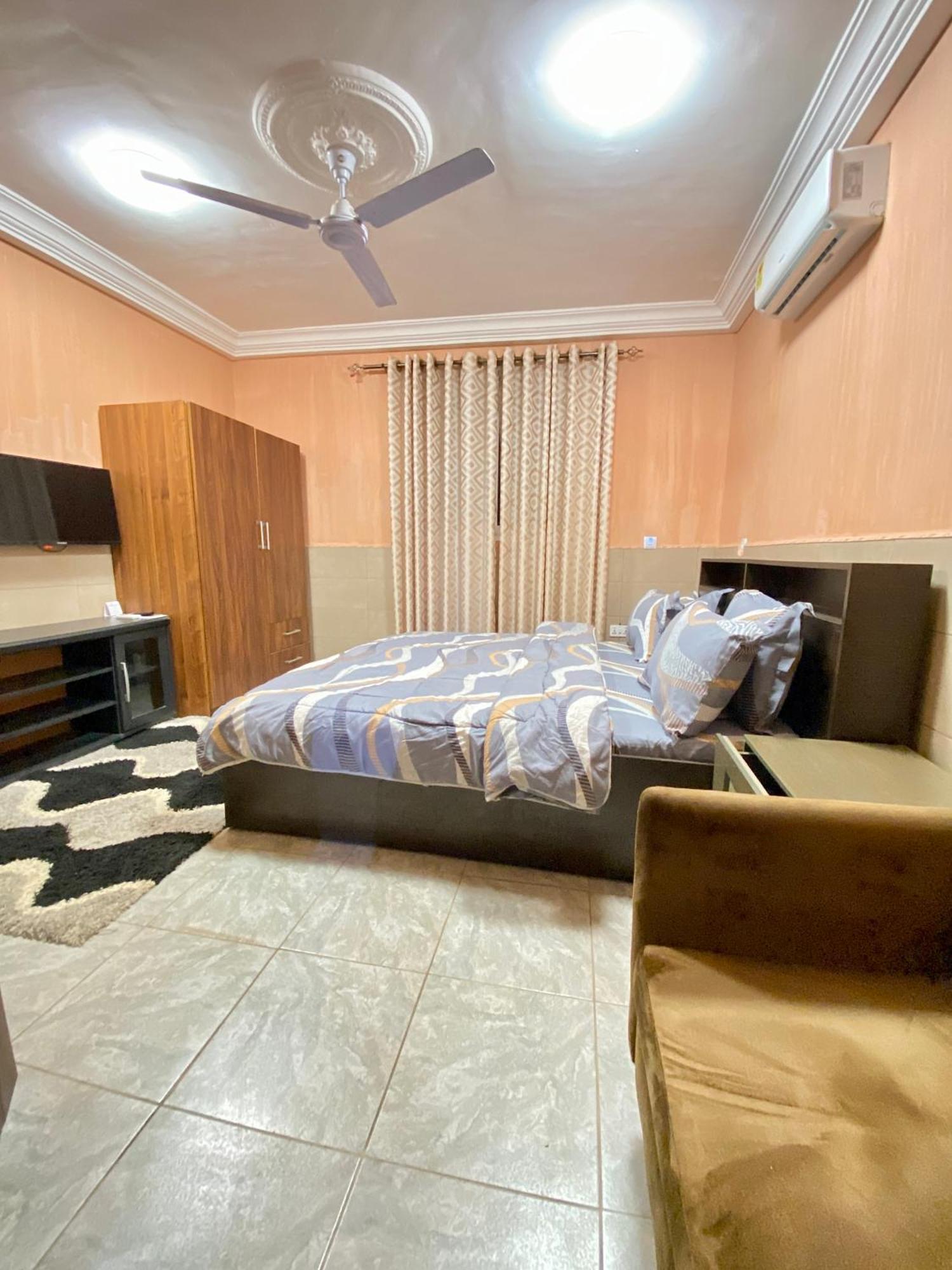 Bays Boutique Apartment Accra Buitenkant foto