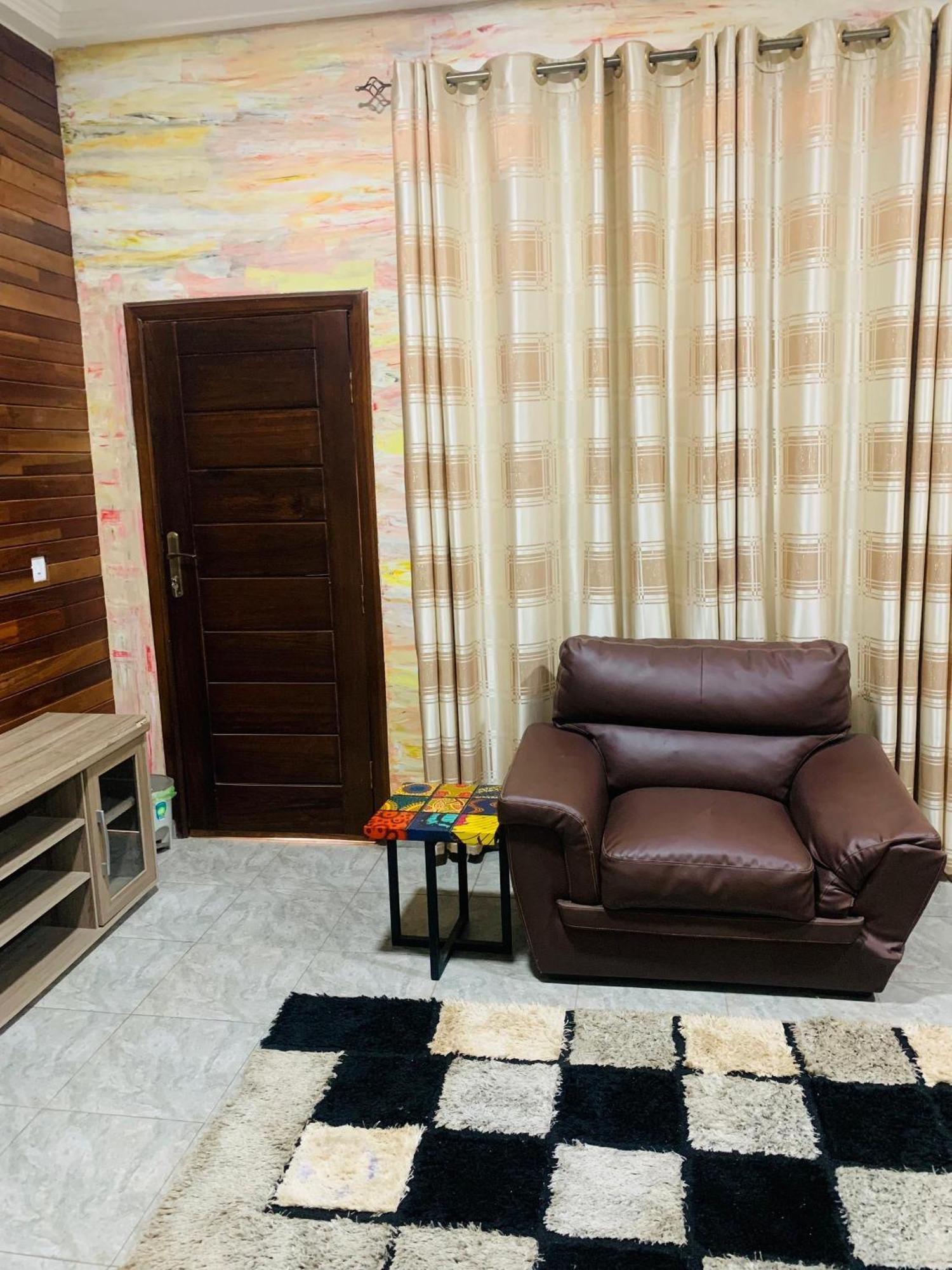 Bays Boutique Apartment Accra Buitenkant foto